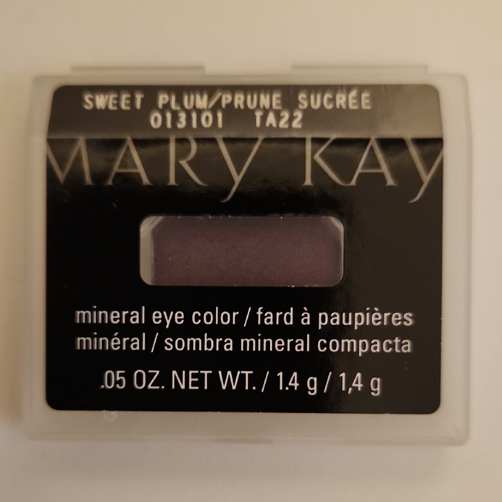 Mary Kay Sweet Plum Mineral Eyeshadow